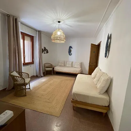 Beblungomareolbia Casa de hóspedes Olbia