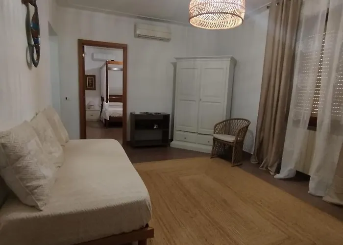 Beblungomareolbia بيت ضيافة 3*