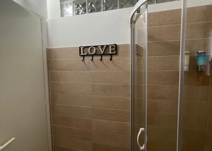 Beblungomareolbia بيت ضيافة أولبيا